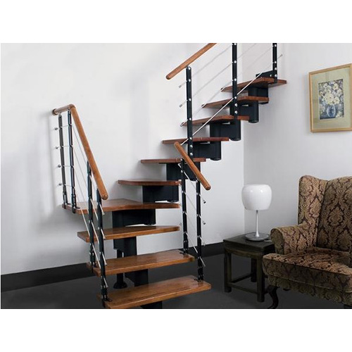 清洁钢木楼梯钢件时要注意哪些事项？