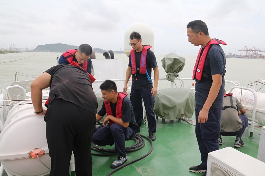 关于印发《特定航线江海直达船舶船员培训、考试和发证办法》的通知(图1)