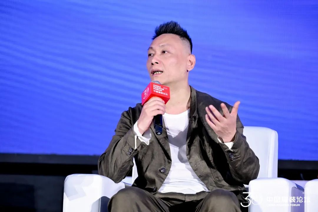 2025（第三十届）中国服装论坛：回归服装的元命题(图23)