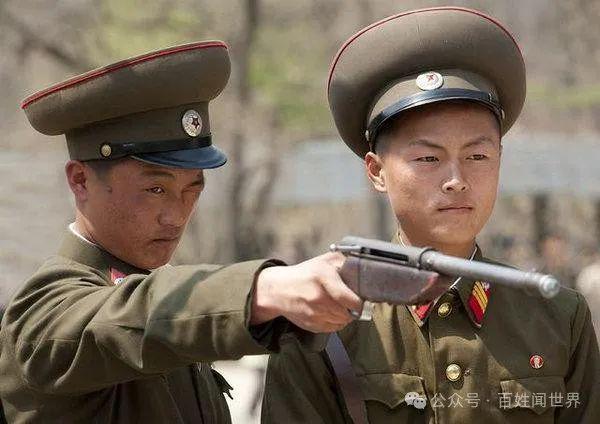 朝鲜船员被遣送回国踏过分界线立马翻脸脱光衣服全扔回去！板门店的生死抉择与韩朝70年暗战(图4)