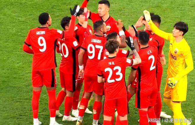 亚冠18决赛上海海港0-1横滨水手这不应该是中超冠军的表现(图4)