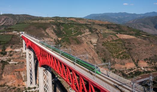 中国不回应特朗普先让步！芯片禁令对华为“不再封死”(图13)