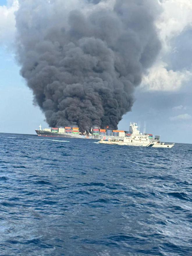 新加坡货船在印度海域爆炸中国船员10人获救最新细节曝光(图5)
