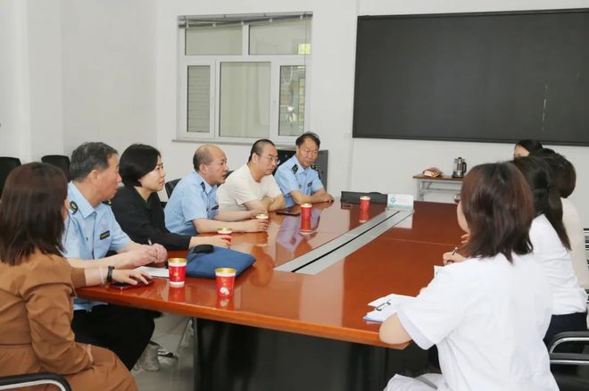 运城市局开展市直医疗机构重点领域检查(图1)