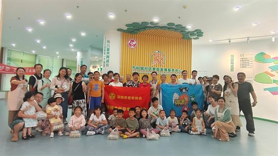 Kaiyun：“感恩母亲节·民以食为安”社区联动包御谱馄饨亲子活动(图2)