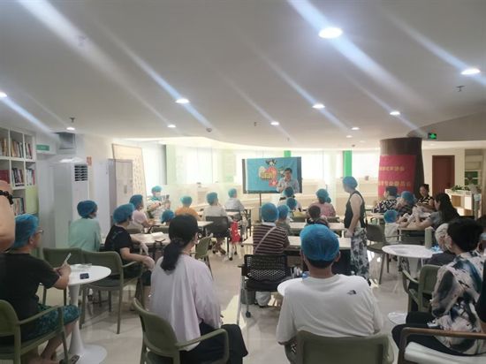 Kaiyun：“感恩母亲节·民以食为安”社区联动包御谱馄饨亲子活动(图6)