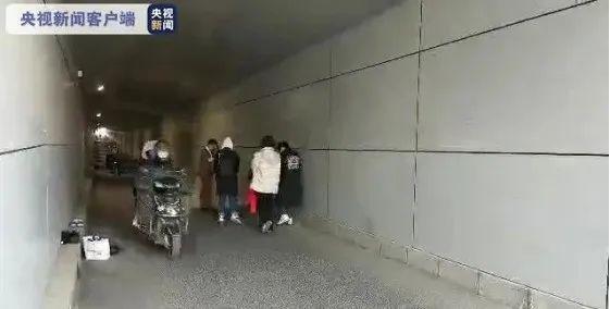 查找身边安全隐患小专栏 拍摄“人生照片”不值得“赌上人生”(图2)