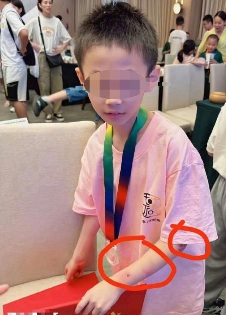 Kaiyun：9岁围棋少年坠亡再调查：父亲发声｜红星深度(图6)