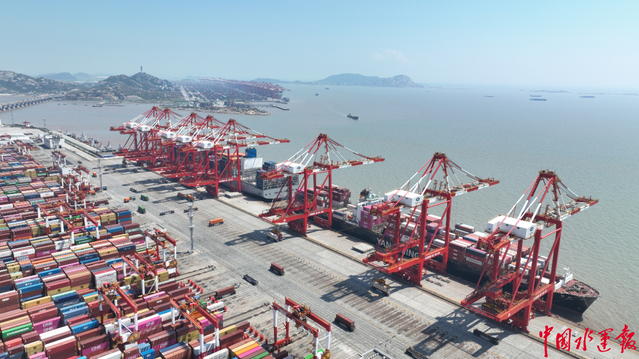 航企调整运力部署边检迎来船员换班高峰(图2)