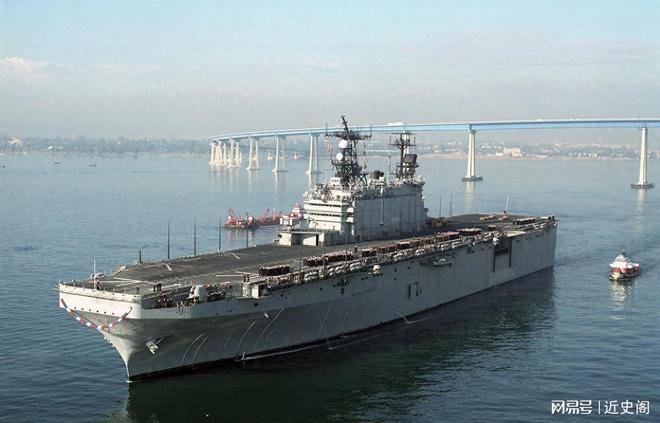 Kaiyun：浓烟笼罩冲绳！美军巨舰12小时生死劫美日灭火声明为何“打架”(图1)