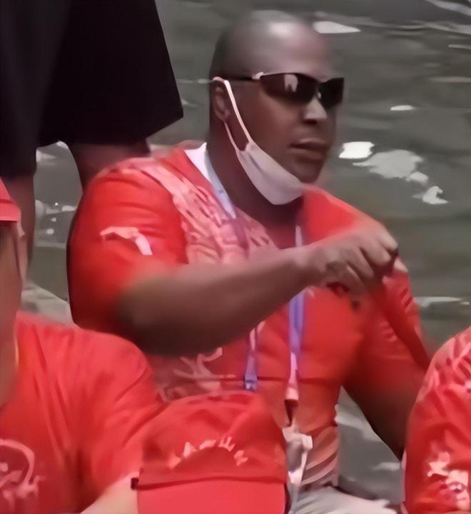 Kaiyun：猎德龙舟侧翻后续：传因洋女婿混入其中对手村子爆笑要记入族谱(图14)