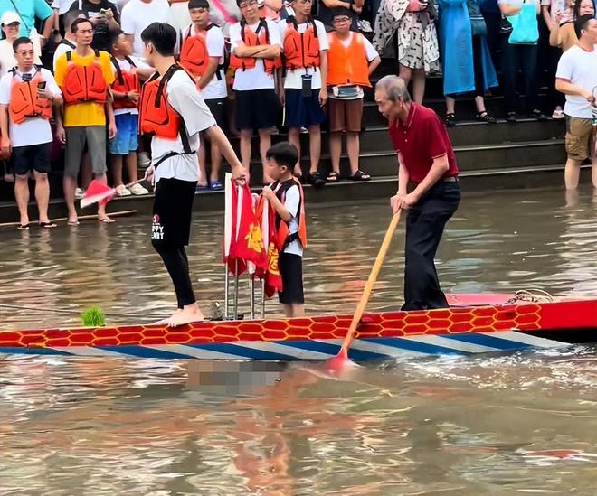 Kaiyun：猎德龙舟侧翻后续：传因洋女婿混入其中对手村子爆笑要记入族谱(图20)