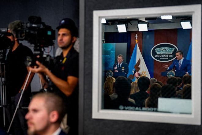 特朗普等了2天中方回应8个字五角大楼下禁令不许聘用中国人(图6)