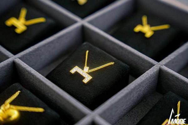 宀 三登上海时装周诠释“宝盖在头上”的东方哲思(图4)