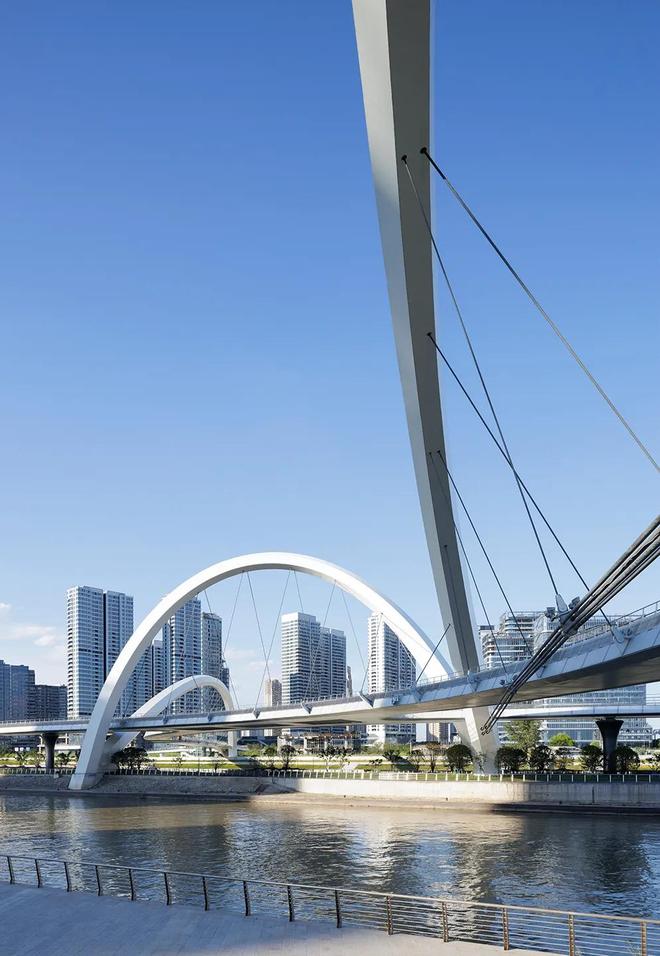 杭州新地标！扎哈事务所设计大运河“门户”一座绝美步行桥(图11)