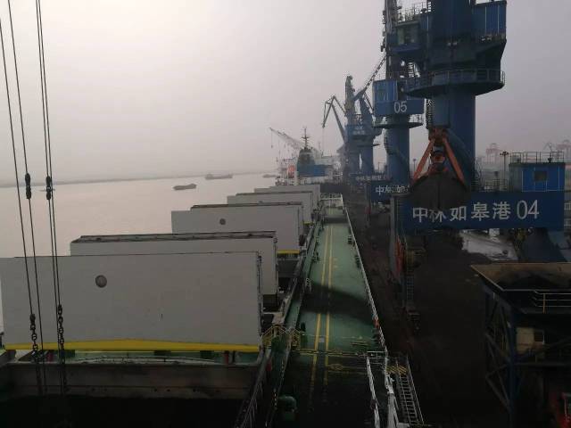 Kaiyun：地中海深处一艘俄罗斯货船被神秘炸沉船上到底装了什么？让普京吃了哑巴亏不敢声张(图1)