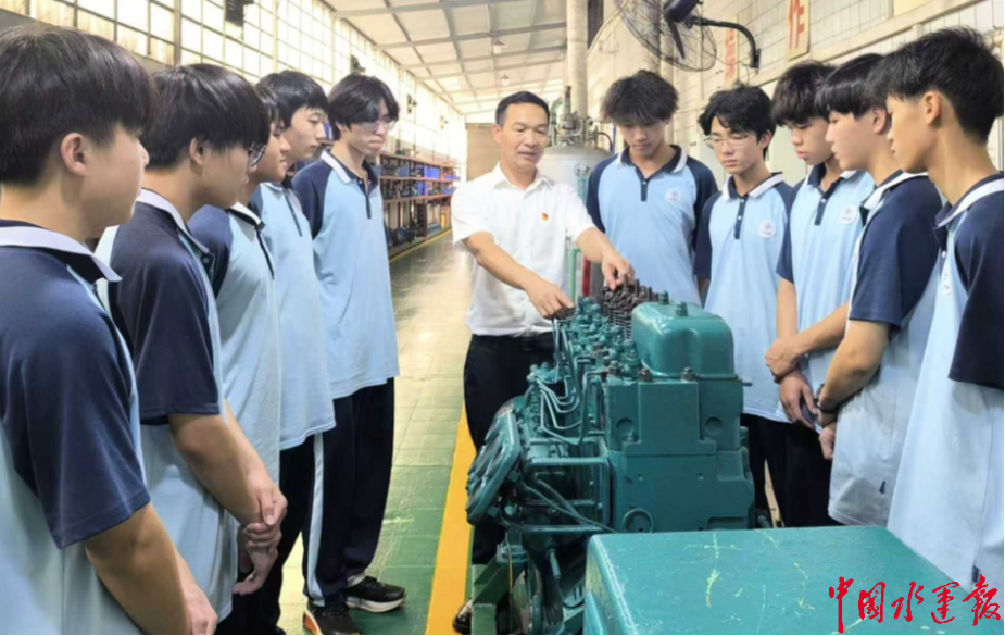 小平台育大国工匠窄天地宽万里海疆(图3)