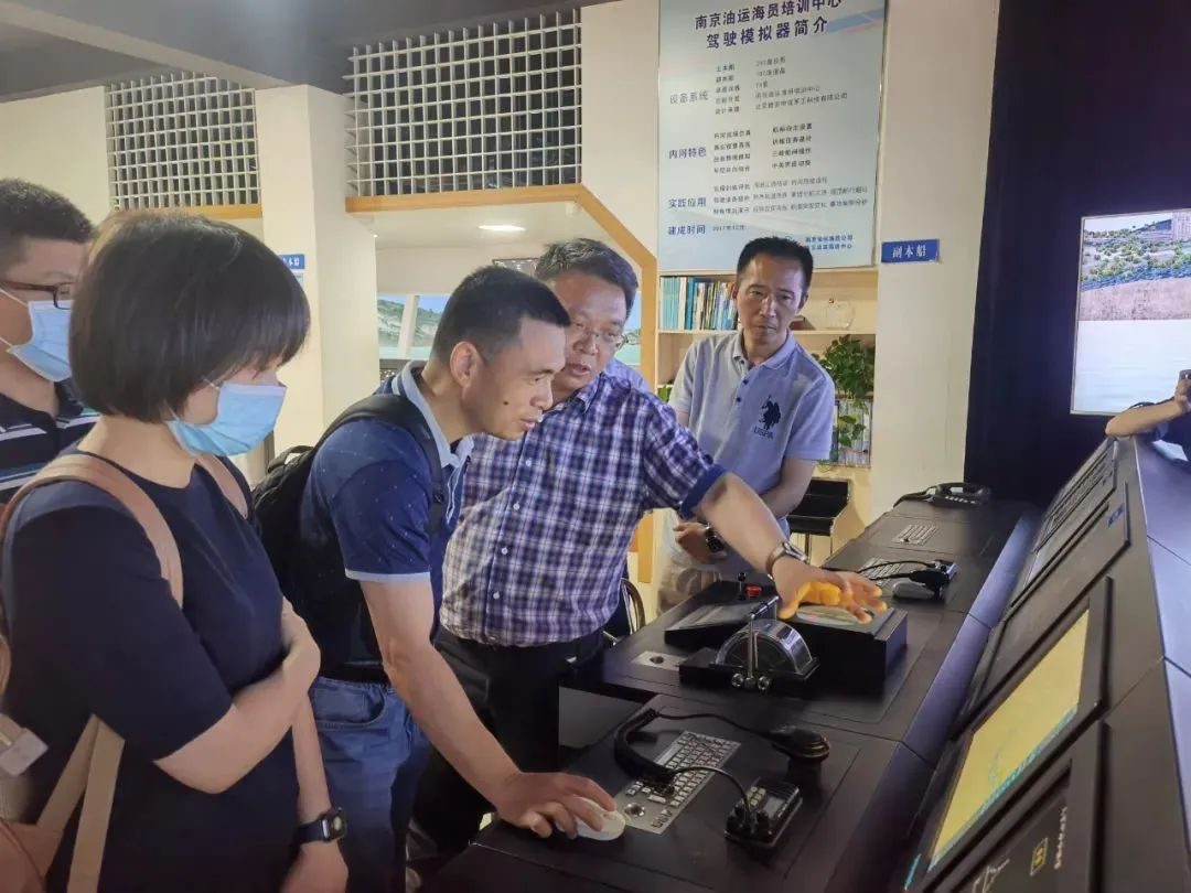 大型油轮溢油事故致因分析与防控策略(图1)