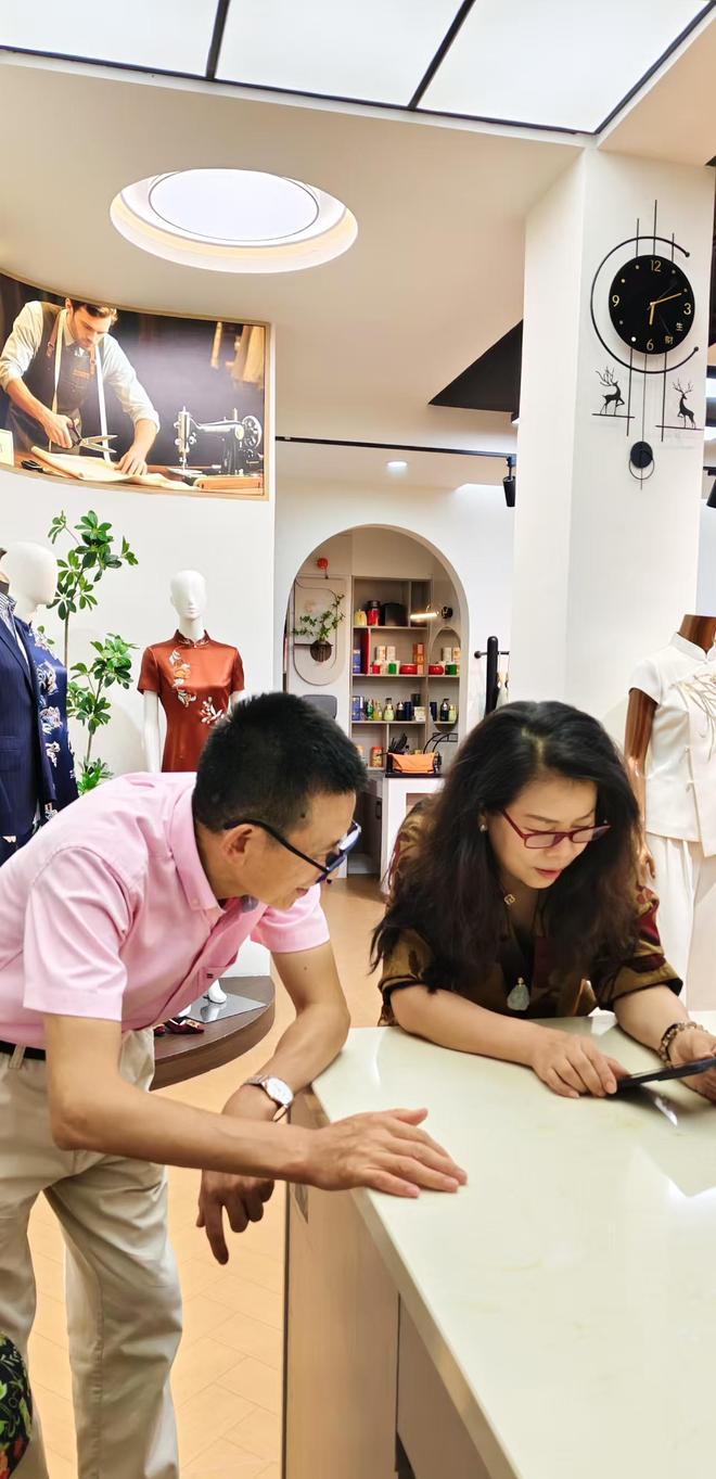 2026年宁波专业服装定制厂家选购指南：教你三招挑对高性价比战袍(图1)